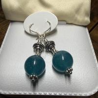 Orecchini con pendente in pietra naturale azzurro