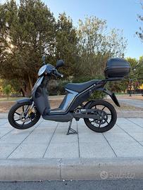 Scooter elettrico Oxygen Quadro
