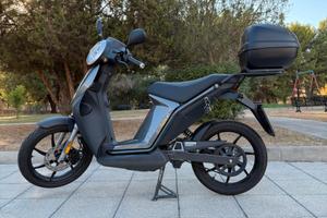 Scooter elettrico Oxygen Quadro