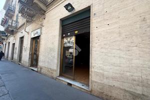 NEGOZIO A TORINO