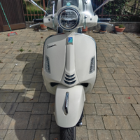 Vespa 300 GTS