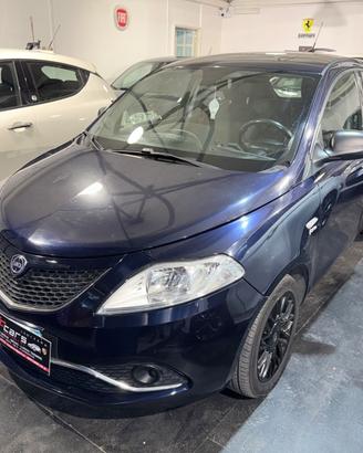 Lancia Ypsilon 1.3 MJT 16V 80 CV 5 porte S&S Plati