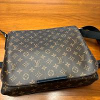 Louis Vuitton borsa District MM Monogram uomo