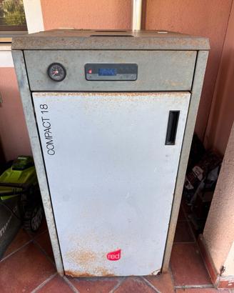 CALDAIA A PELLET MCZ RED COMPACT 18 – 17 kW