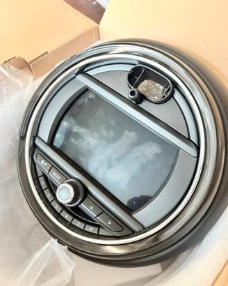 Mini countryman f60 monitor/autoradio