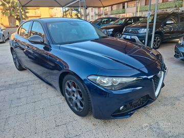 Alfa Romeo Giulia - 2.2 Super NAP