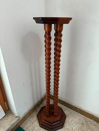 colonna in legno