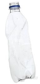 Bottiglia d acqua vuota (senza tappo)