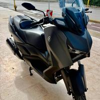 Yamaha X-Max 300 ABS