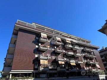 3 LOCALI A ROMA