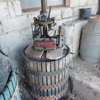 attrezzatura per vino