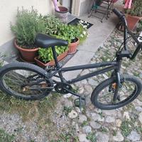 bicicletta bmx