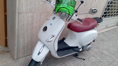 Piaggio 125LX