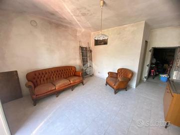 CASA INDIPENDENTE A MONTEFIASCONE