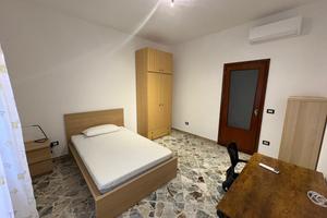 STANZE PER STUDENTI UNIVERTARI - MELILLI -