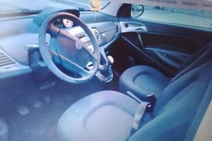 Lancia y anno 2011 mod. diva 1.2 benzina 124000km