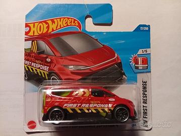Hot Wheels 2025 TH Ford SuperVan 4 17/250