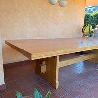 Tavolo in legno fatto a mano, per 14 persone
