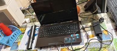 PC Portatile Asus X52J