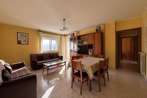 4 LOCALI A NOTARESCO