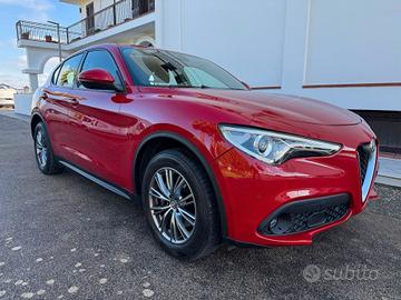Alfa Romeo Stelvio 2.2 Turbodiesel 190 CV AT8 RWD 