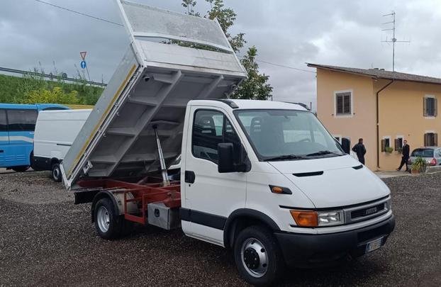 FR VEICOLI COMMERCIALI srl - Chieti | Subito