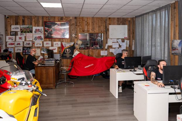 DESMO MARKET SAS DI STOCCO ABRAMO & C. - Tombolo | Subito