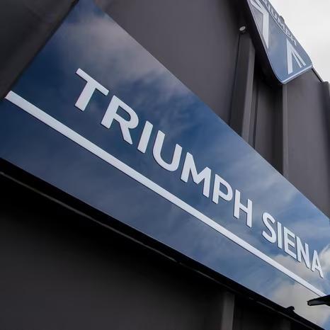 TRIUMPH PERAGNOLI SIENA - Monteriggioni | Subito