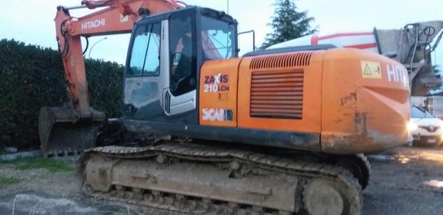 HT. TRUCK S.R.L. - Collesalvetti | Subito