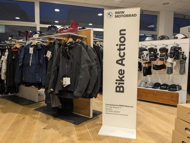 Abbigliamento Bike Action BMW - Ravenna | Subito