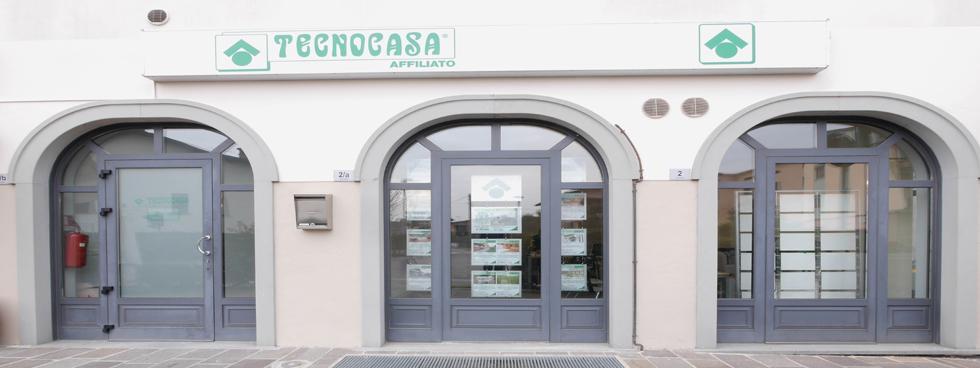 TECNOCASA - AGENZIA IMMOBILIARE URAGO D'OGLIO SNC