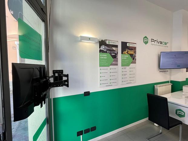 Privacar Rho - Rho | Subito