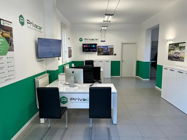 Privacar Rho - Rho | Subito