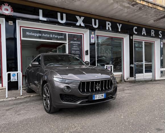AM LUXURY CARS SRL | Subito