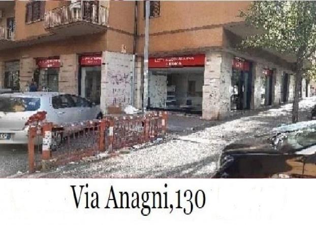 LETTI A SCOMPARSA ROMA-VIA GALLIA 92-VIA ANAGNI - Roma | Subito
