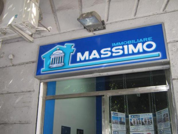 IMMOBILIARE MASSIMO - Palermo | Subito
