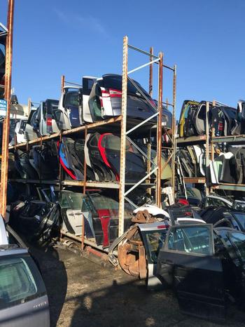 DEMOLIZIONE MAGAZZINO RICAMBI 3457177503 - Cerignola | Subito