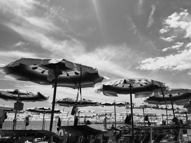 TECNOCASA - Studio San Lorenzo s.a.s - San Lorenzo al Mare | Subito