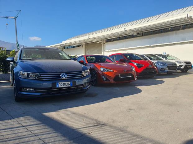 TOP GARAGE - Castel di Lama | Subito