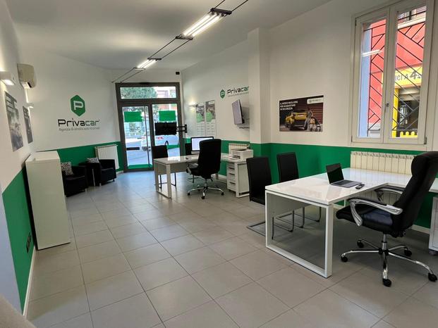 Privacar Rho - Rho | Subito