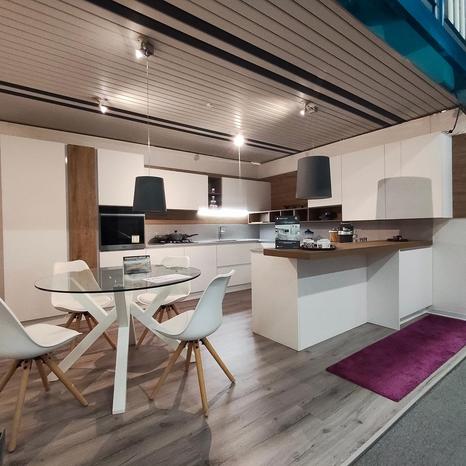 CASA 90 DI MUNERATO ROBERTO - Castagnaro | Subito