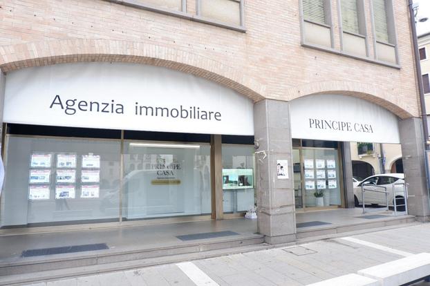 Immobiliare Principe Umberto / Casa - Este | Subito