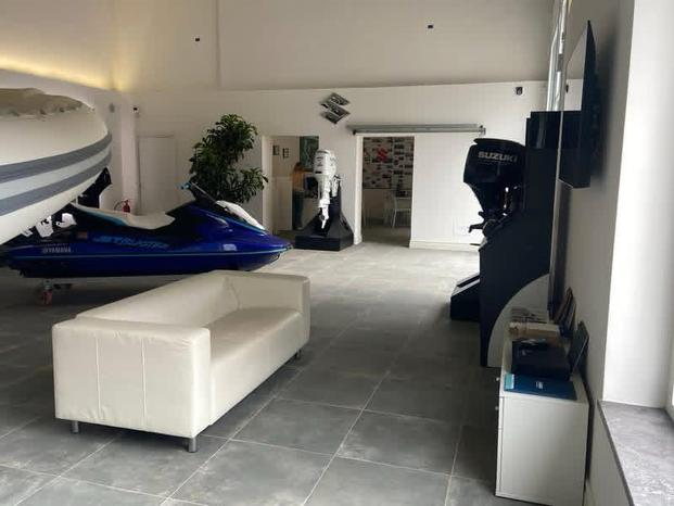 XMARINE SRL - Palermo | Subito