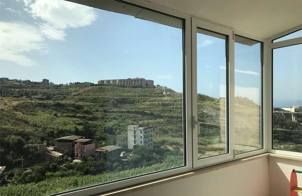 Porte Interne pronte €150 e  finestre pvc Sardegna - Elmas | Subito