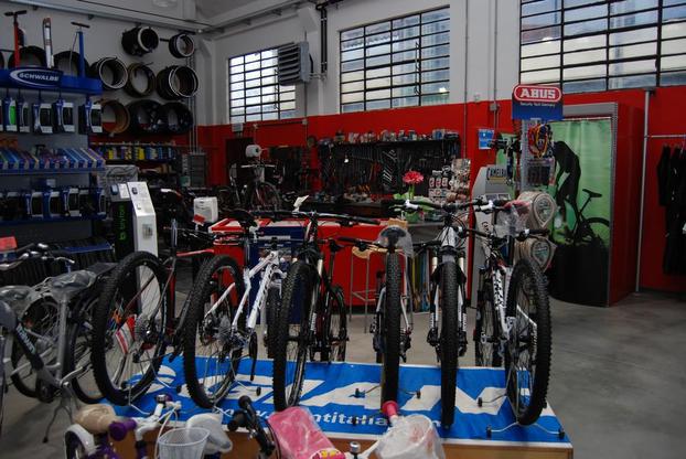 ZANETTI CICLI E MOTO - Forli' | Subito