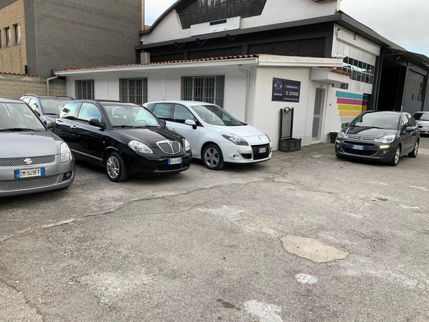GOLDEN CAR - Prevalle | Subito