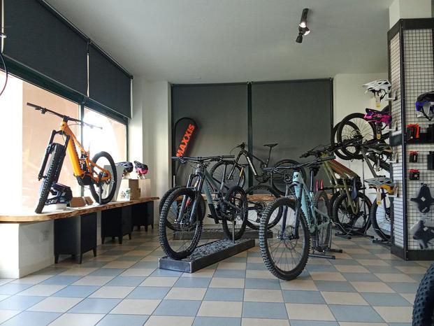 Gus Bike Garage - Borso del Grappa | Subito