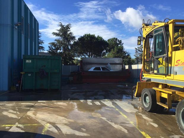 LA SAN MARTINO AUTODEMOLIZIONI SRL - Pozzuoli | Subito