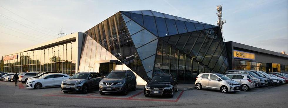 De Bona Motors Padova