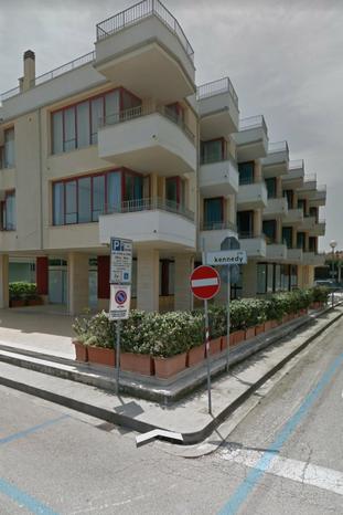 IMMOBILIARE SMERALDO DI SANTONI FRANCO S.A.S. - Monte Urano | Subito